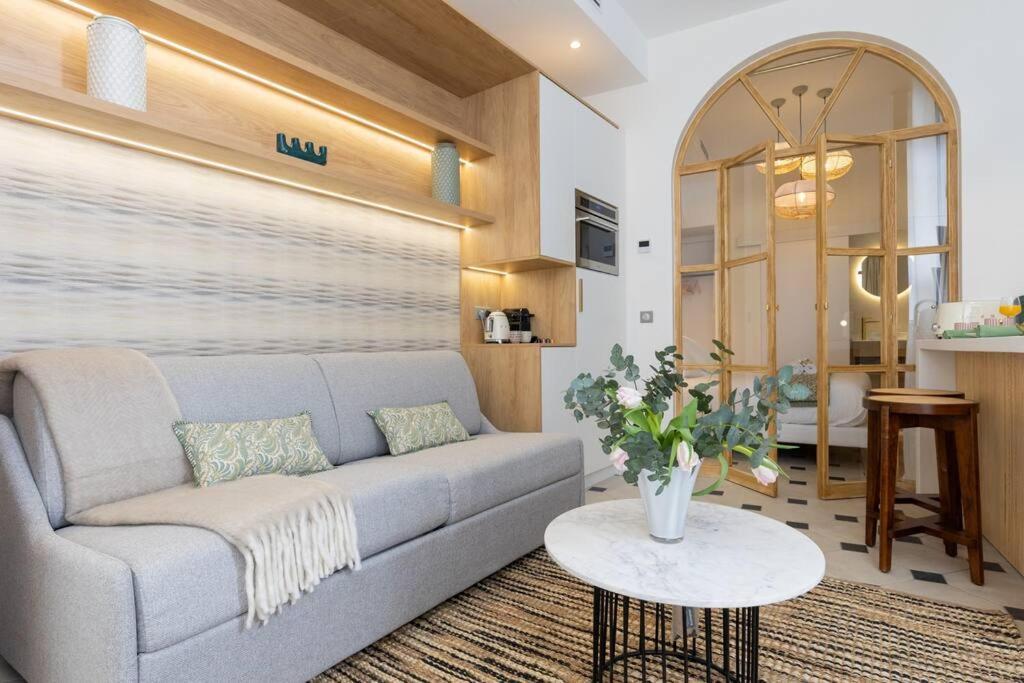 New Luxury And Cozy Apartment - Notre Dame Париж Екстериор снимка