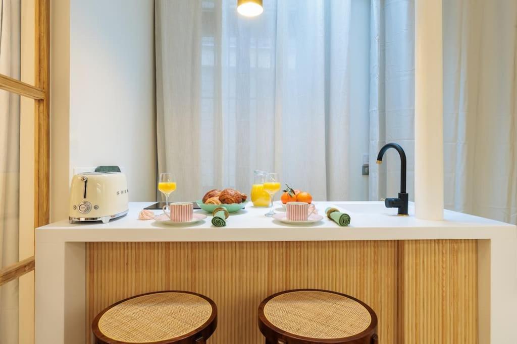 New Luxury And Cozy Apartment - Notre Dame Париж Екстериор снимка