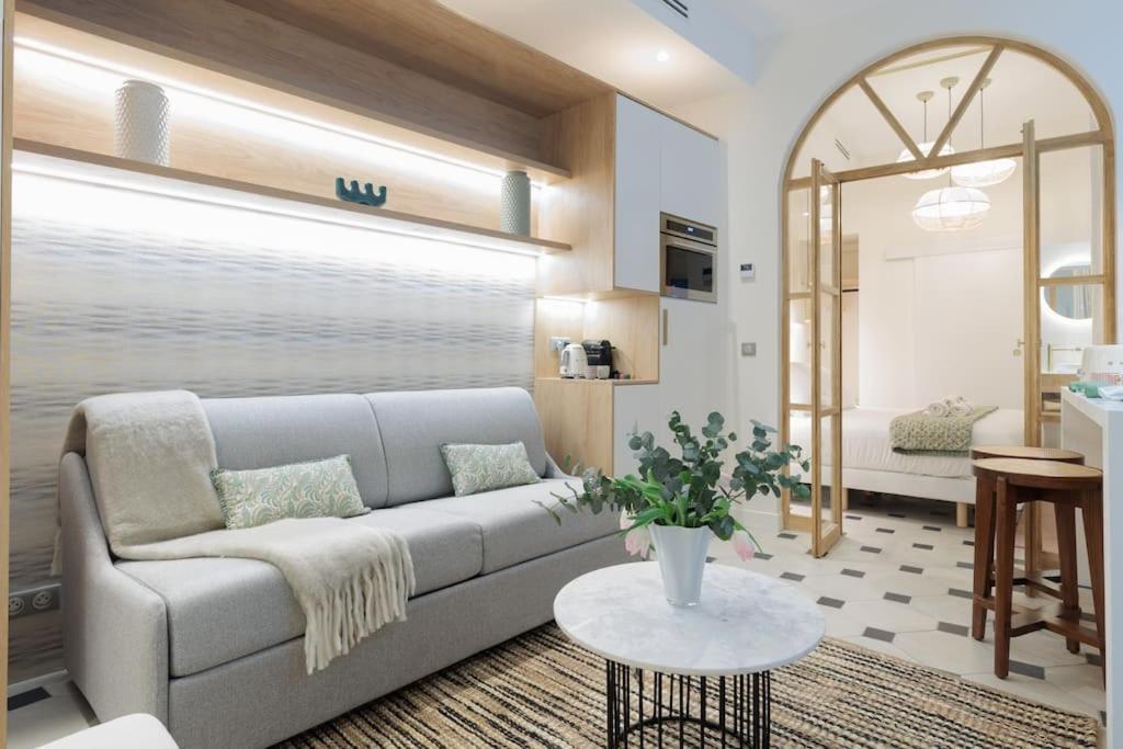 New Luxury And Cozy Apartment - Notre Dame Париж Екстериор снимка